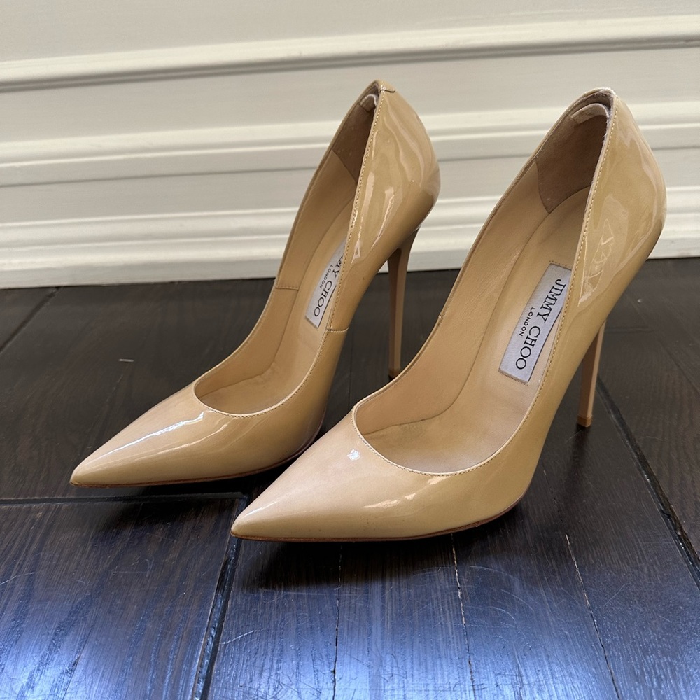 Jimmy Choo, Anouk pumps